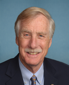 Official portrait of Sen. Angus S King